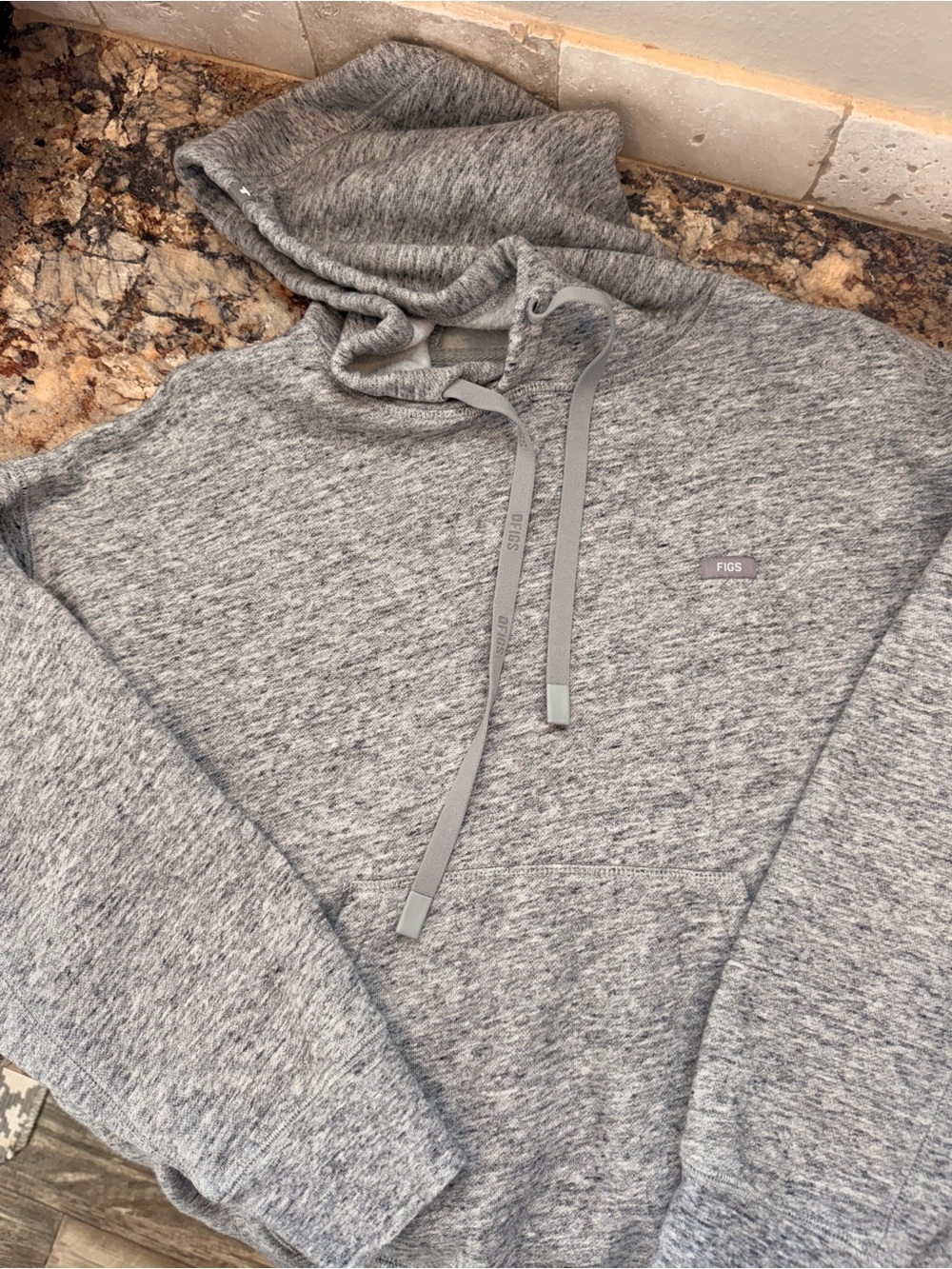 Women’s Figs Heather Gray Pullover Hoodie size large/medium